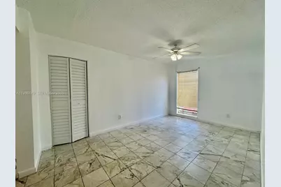 1051 SW 1st St #212, Miami, FL 33130 - Photo 5