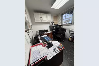 330 NW 171st St, North Miami Beach, FL 33169 - Photo 17