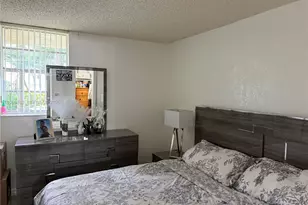 4550 NW 9th St, Miami, FL 33126 - Photo 9