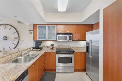 2011 N Ocean Blvd #1106, Fort Lauderdale, FL 33305 - Photo 9