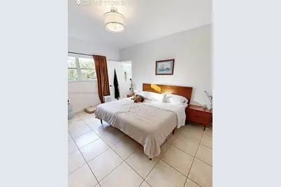 281 NE 112th St, Miami, FL 33161 - Photo 11