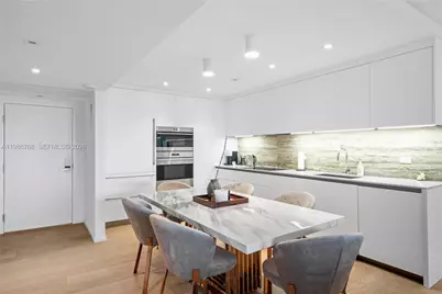 2301 Collins Ave #624, Miami Beach, FL 33139 - Photo 3