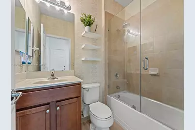 15404 SW 175th St, Miami, FL 33187 - Photo 5