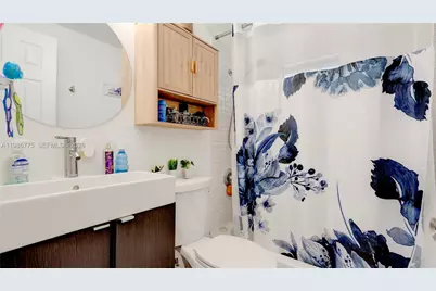 10529 NW 35th Ave, Miami, FL 33147 - Photo 11