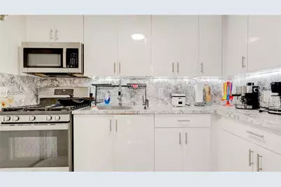 10529 NW 35th Ave, Miami, FL 33147 - Photo 23