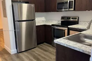 605 Ixoria Ave, Fort Pierce, FL 34982 - Photo 1