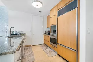 16001 Collins Ave, Sunny Isles Beach, FL 33160 - Photo 13