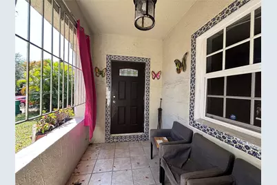 521 NW 48th St, Miami, FL 33127 - Photo 3