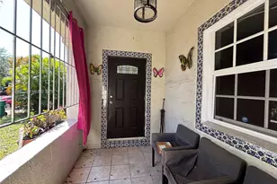 521 NW 48th St, Miami, FL 33127 - Photo 3