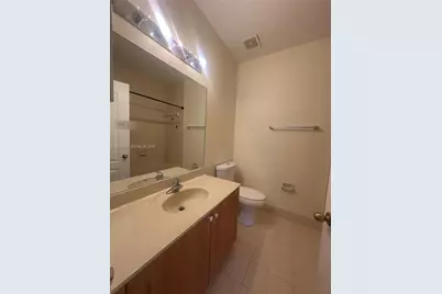 1662 SE 27th Dr #209, Homestead, FL 33035 - Photo 15