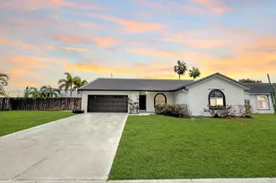 15041 SW 147th Pl, Miami, FL 33196 - Photo 1