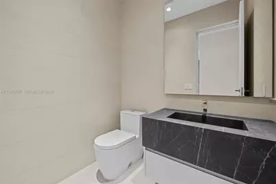 4534 Sheridan Ave, Miami Beach, FL 33140 - Photo 19