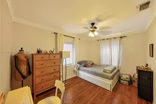 117 NW 102nd St, Miami Shores, FL 33150 - Photo 13