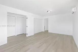 1061 NW 87th St, Miami, FL 33150 - Photo 35