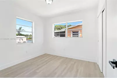 1061 NW 87th St, Miami, FL 33150 - Photo 31