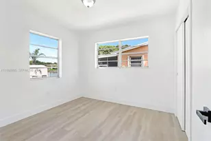 1061 NW 87th St, Miami, FL 33150 - Photo 31