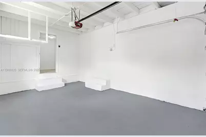 1061 NW 87th St, Miami, FL 33150 - Photo 39