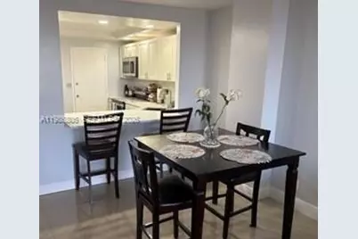 427 Golden Isles Dr #10D, Hallandale Beach, FL 33009 - Photo 9