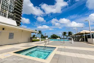 600 NE 36th St, Miami, FL 33137 - Photo 33