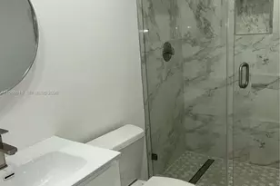 600 NE 36th St, Miami, FL 33137 - Photo 27