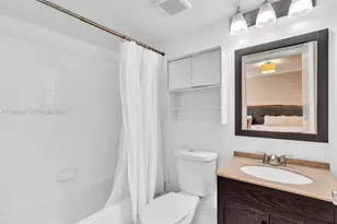 771 N Pine Island Rd, Plantation, FL 33324 - Photo 25