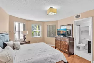 771 N Pine Island Rd, Plantation, FL 33324 - Photo 23