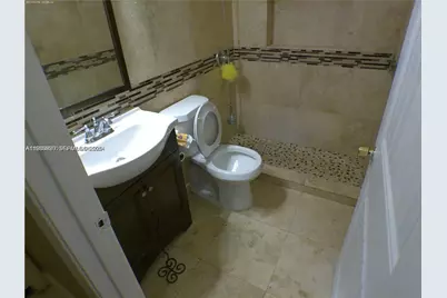 1490 SW 85th Ter, Pembroke Pines, FL 33025 - Photo 11