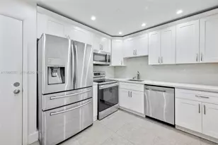 871 NE 195th St, Miami, FL 33179 - Photo 9