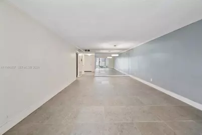 871 NE 195th St #202, Miami, FL 33179 - Photo 5