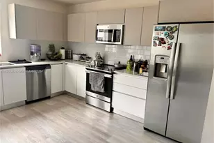 2561 NE 193rd St, Miami, FL 33180 - Photo 5