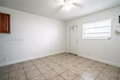 715 NE 6th St #5C, Fort Lauderdale, FL 33304 - Photo 7