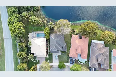 1403 SE 22nd Ln, Homestead, FL 33035 - Photo 25