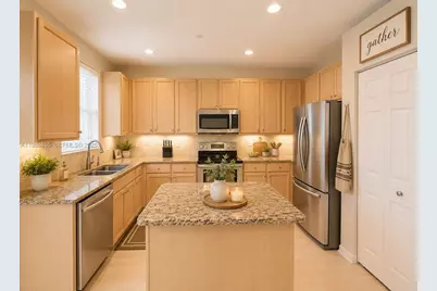 1403 SE 22nd Ln, Homestead, FL 33035 - Photo 3