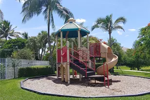 5071 Palmbrooke Cir, West Palm Beach, FL 33417 - Photo 25