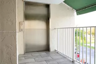 8240 SW 210th St, Cutler Bay, FL 33189 - Photo 25