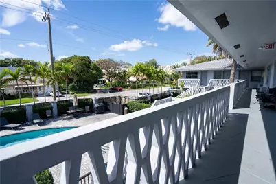 715 NE 6th St #12, Fort Lauderdale, FL 33304 - Photo 3