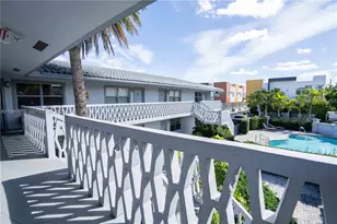 715 NE 6th St, Fort Lauderdale, FL 33304 - Photo 3
