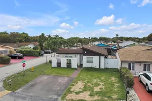 10532 SW 21st Ln, Miami, FL 33165 - Photo 29
