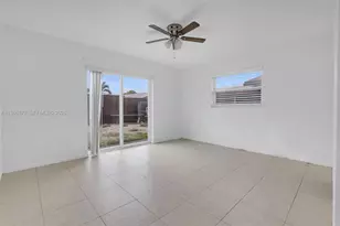 10532 SW 21st Ln, Miami, FL 33165 - Photo 15