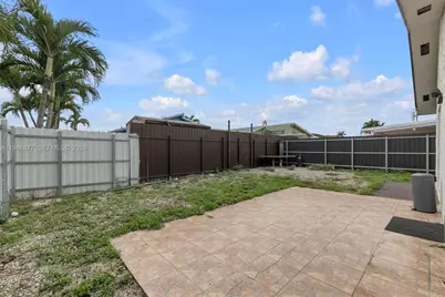 10532 SW 21st Ln, Miami, FL 33165 - Photo 25