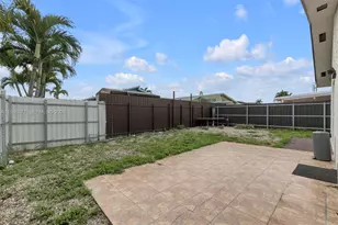 10532 SW 21st Ln, Miami, FL 33165 - Photo 25