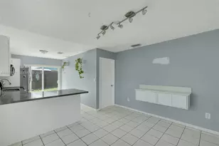 10532 SW 21st Ln, Miami, FL 33165 - Photo 11
