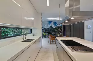 610 Harbor Cir, Key Biscayne, FL 33149 - Photo 19