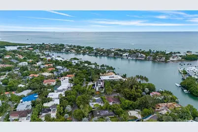 610 Harbor Cir, Key Biscayne, FL 33149 - Photo 65