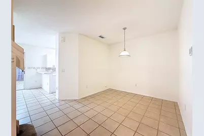 4330 NW 114th Pl, Doral, FL 33178 - Photo 7