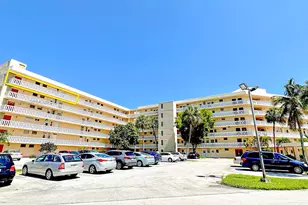 2930 Point E Dr, Aventura, FL 33160 - Photo 3