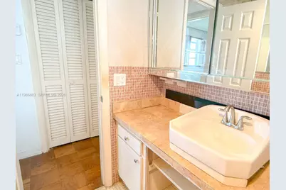 2930 Point East Dr #E601, Aventura, FL 33160 - Photo 19