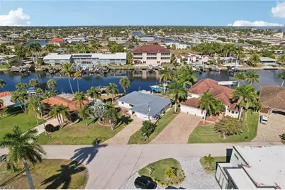 1819 SE 43 St, Cape Coral, FL 33904 - Photo 43