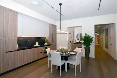 13750 Biscayne Blvd, North Miami Beach, FL 33181 - Photo 17