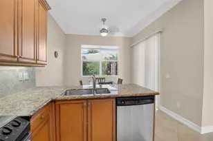 6833 Watertown Dr, Boynton Beach, FL 33437 - Photo 11